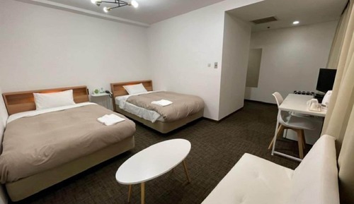 Twin Room, Non Smoking (Newly Renovated)
