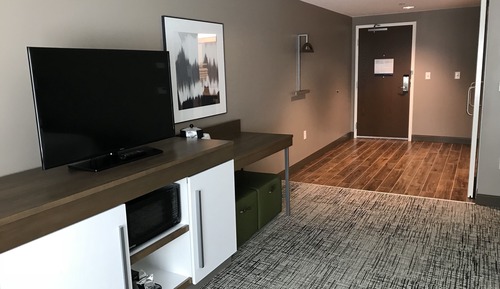 Room, 1 King Bed, Accessible (Hearing)