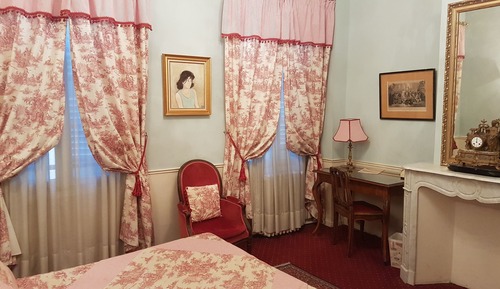 Basic Double or Twin Room