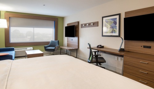 Standard Room, 1 King Bed (Leisure)
