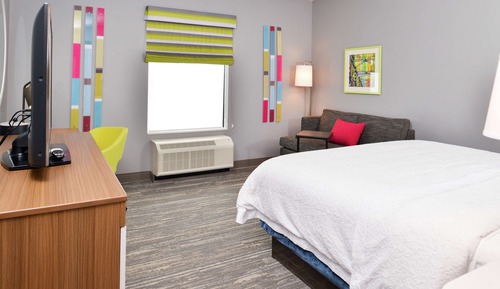 Room, 1 King Bed, Accessible (Hearing)