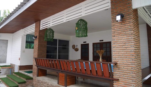 Holiday House 3 Bedrooms