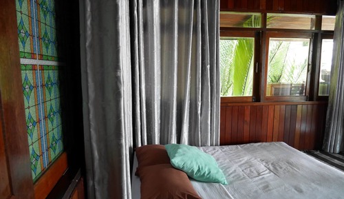 Baan Rimnam