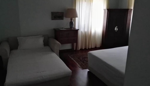 Deluxe Suite, Jetted Tub