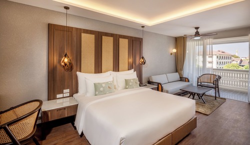 Grand Spa Holistic Suite