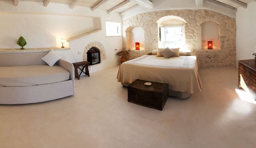 Deluxe Room, City View