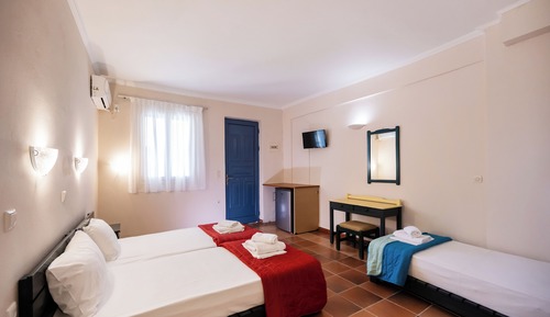 Economy Triple Room, Mountain View