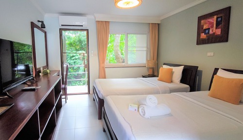 Budget Rear Side Room