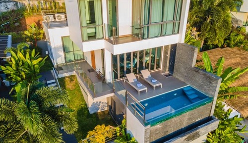 3 Bedrooms Villa 12/20