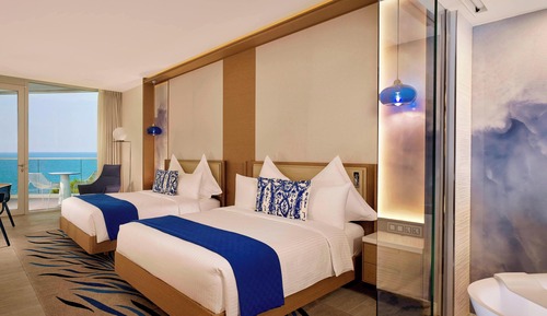 Deluxe Room, 2 Twin Beds, Non Smoking, Partial Sea View (Balcony)