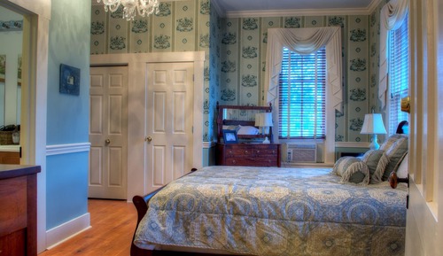 Room, Private Bathroom (Alexandra's Escape (Springfield))