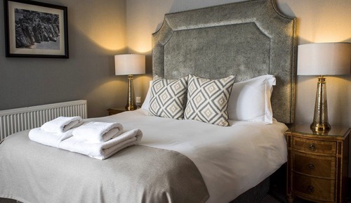 Standard Studio, 1 King Bed
