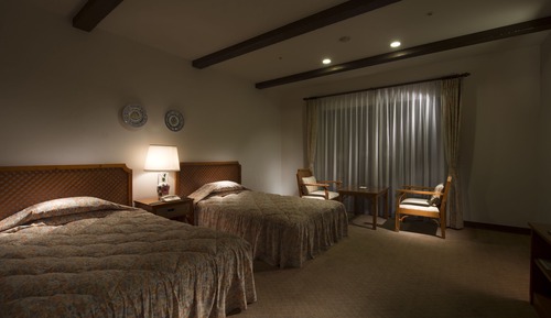 Standard Twin Room for 4 Guests, Smoking