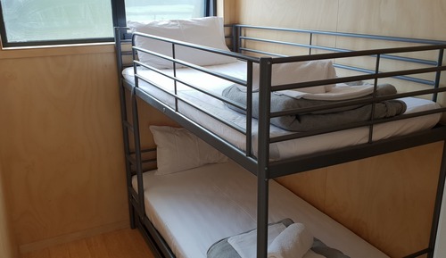 Eco Cabins-Full Solar with Bathroom 