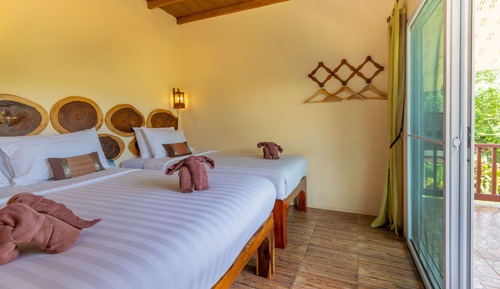 Deluxe Triple Room