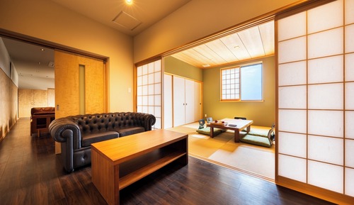 MB Japanese-Western style room [-ichou-] Kitchen & kids room & indoor bath - Tsurumi course 7:30PM