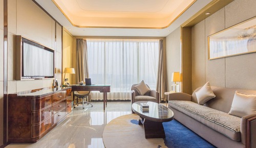 Executive Suite, 1 King Bed, Non Smoking