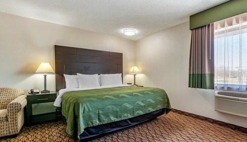 Suite, 1 Queen Bed, Non Smoking