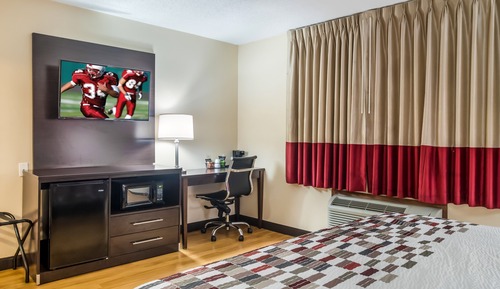 Deluxe Room, 1 King Bed, Non Smoking
