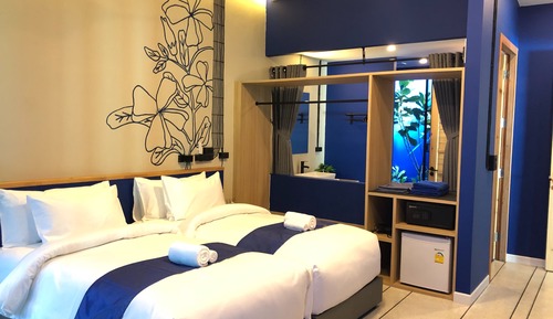 Honeymoon Room