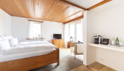 Standard Room, 1 Bedroom, Balcony, Valley View