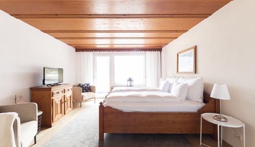 Deluxe Room, 1 Bedroom, Balcony, Mountain View