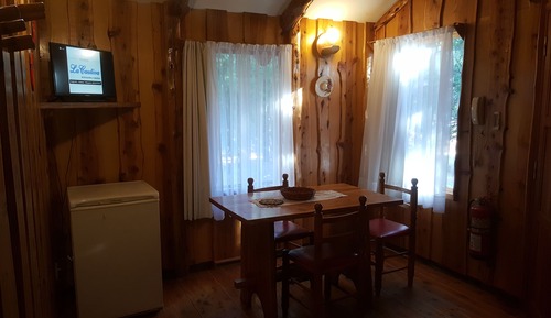 Traditional Cabin, 2 Bedrooms