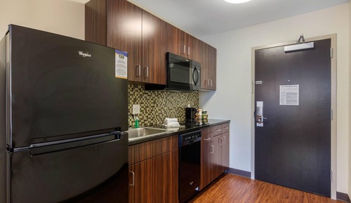Suite, 2 Queen Beds, Accessible, Non Smoking