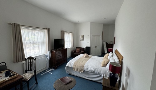 Double Room, Ensuite, Garden View (Large)