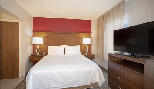 Studio Suite, 1 Queen Bed, Accessible, Kitchen (Communications)