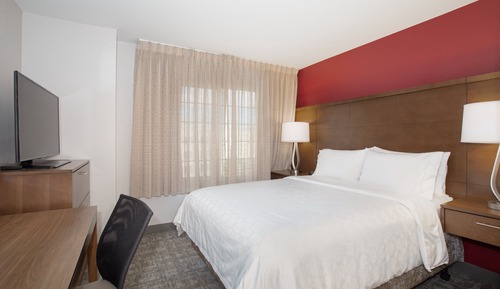 Suite, Multiple Beds, Kitchen