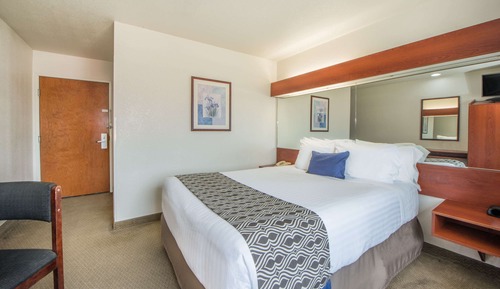 Room, 1 Queen Bed, Non Smoking