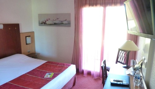 Superior Double Room (Air Conditioning )