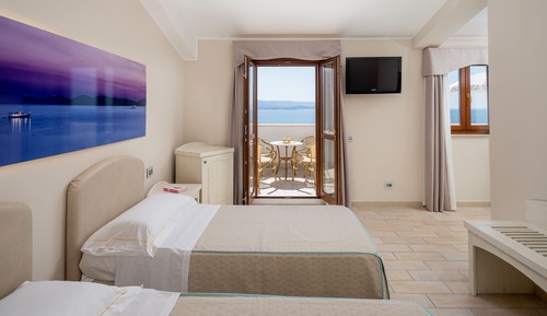 Family Room, Sea View