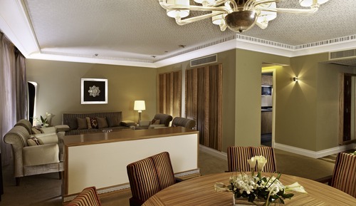 Club Suite, 2 Bedrooms, Accessible, Club Lounge Access (Dining, Club Floor)