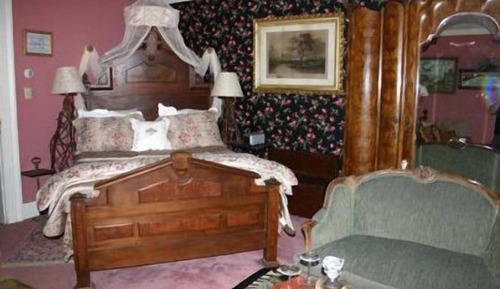 Oak Room