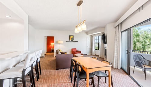 Suite, Multiple Beds