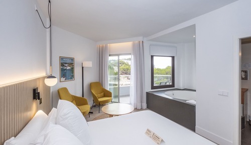 Premium Double Room, Hot Tub, Sea View