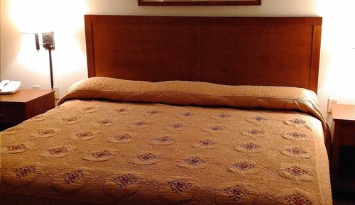 King Bed Whirlpool Suite