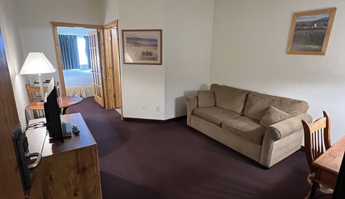 Suite, 1 King Bed, Non Smoking
