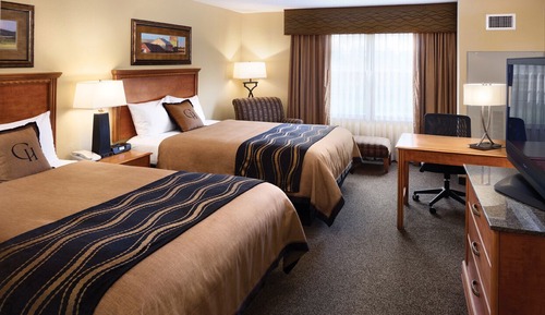 Classic Room, 2 Queen Beds, Accessible