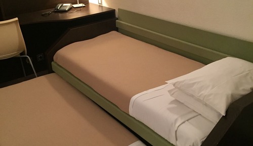 Studio, 2 Twin Beds