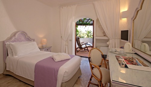 Superior Triple Room