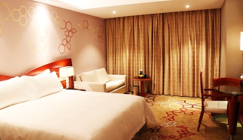 Business King Room
