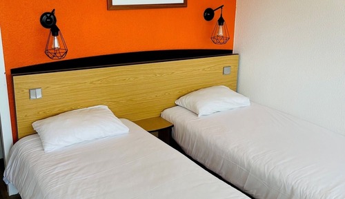 Economy Twin Room