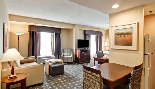 Premium Studio Suite, 1 King Bed, Non Smoking