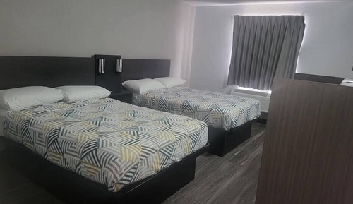 Standard Room, 2 Double Beds, Non Smoking