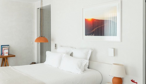 Suite (Sea Level)