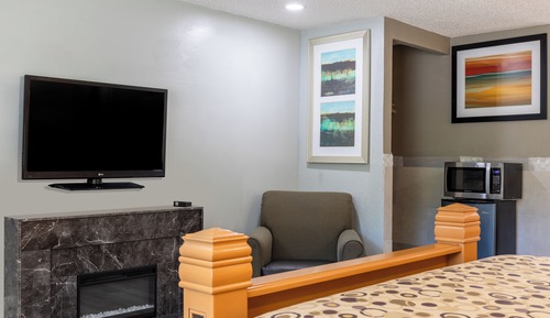 Suite, 1 King Bed