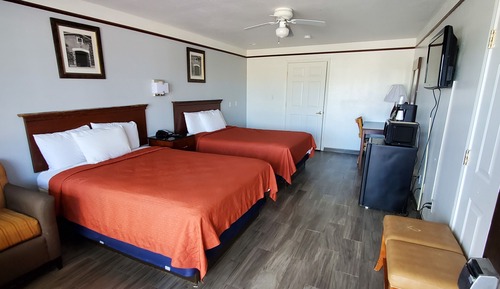 Standard Room, 2 Queen Beds, Non Smoking